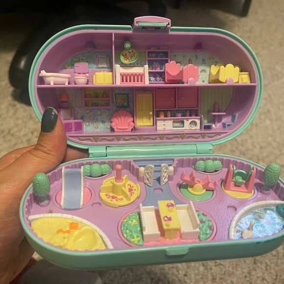 Bluebird Vintage Polly Pocket 1992 Babysitting Stamper Playset - Picture 3 of 4